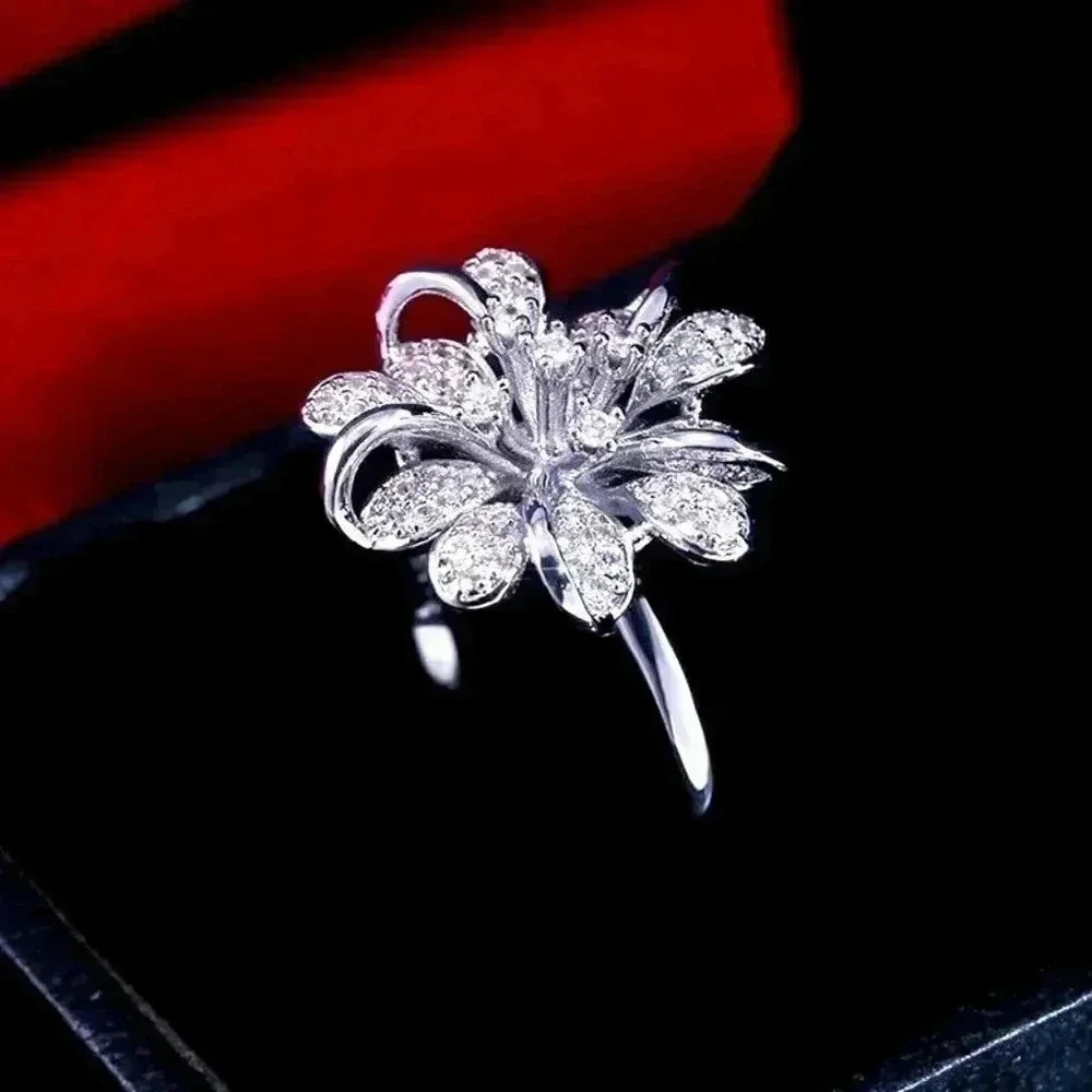 Gorgeous 925 Silver White Sapphire Flower Ring